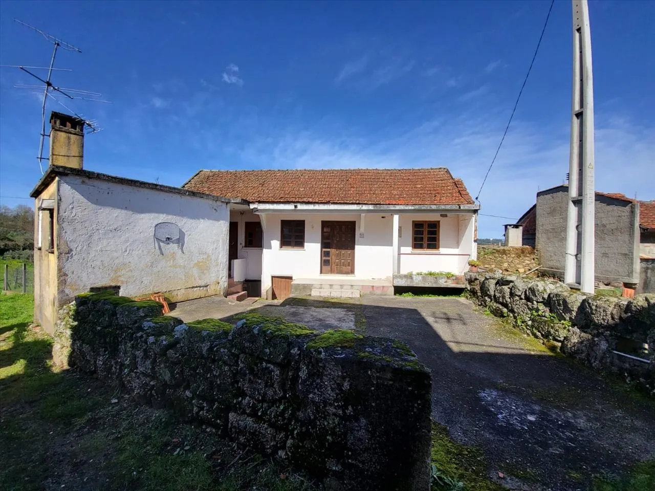 2 Moradias T2 + Arrecadação em Pinheiro de Ázere