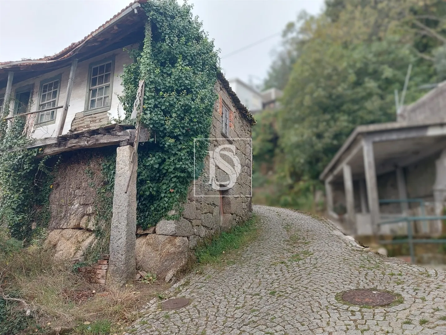 Moradia para Restaurar T2