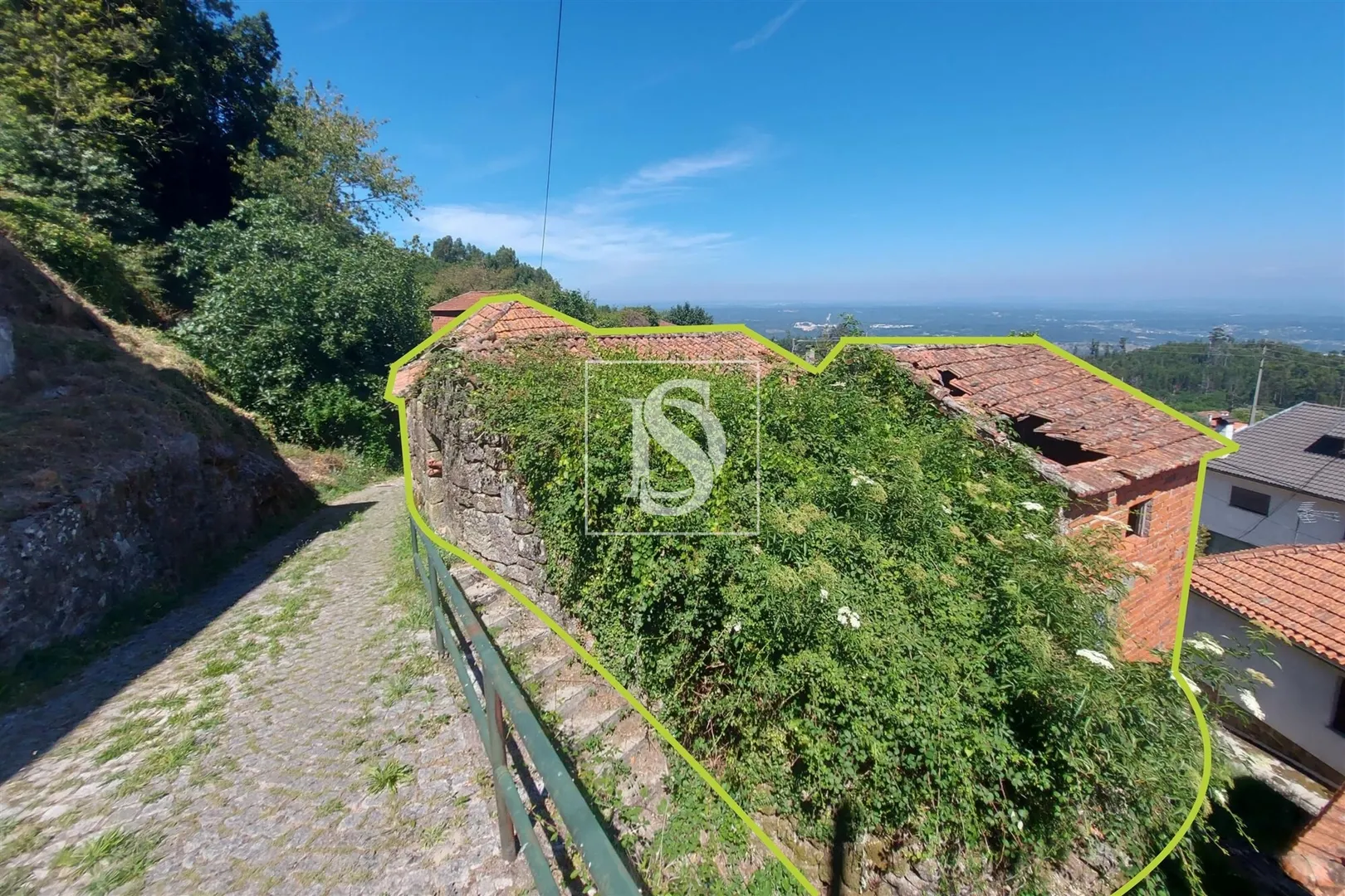 Moradia para Restaurar T2