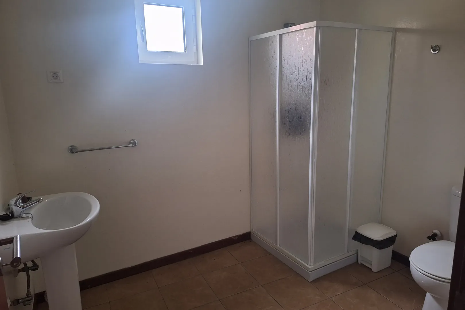 Moradia para Restaurar T1+2