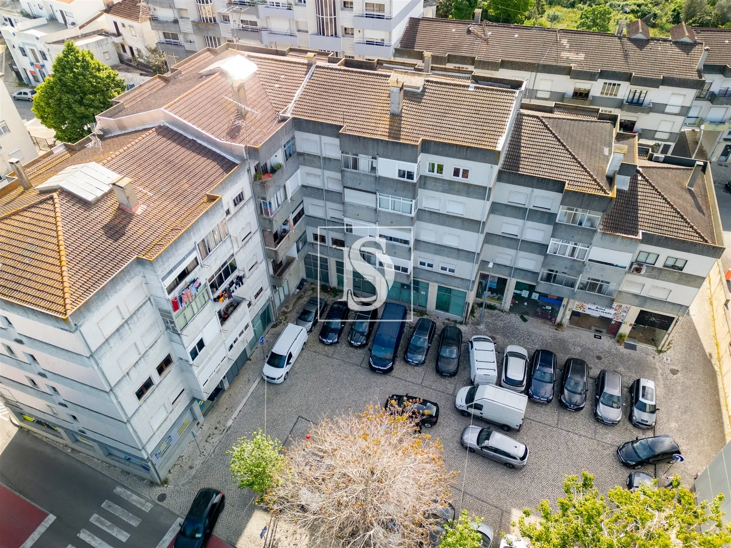 Apartamento T3 para Venda – Localização Privilegiada em Torres Novas