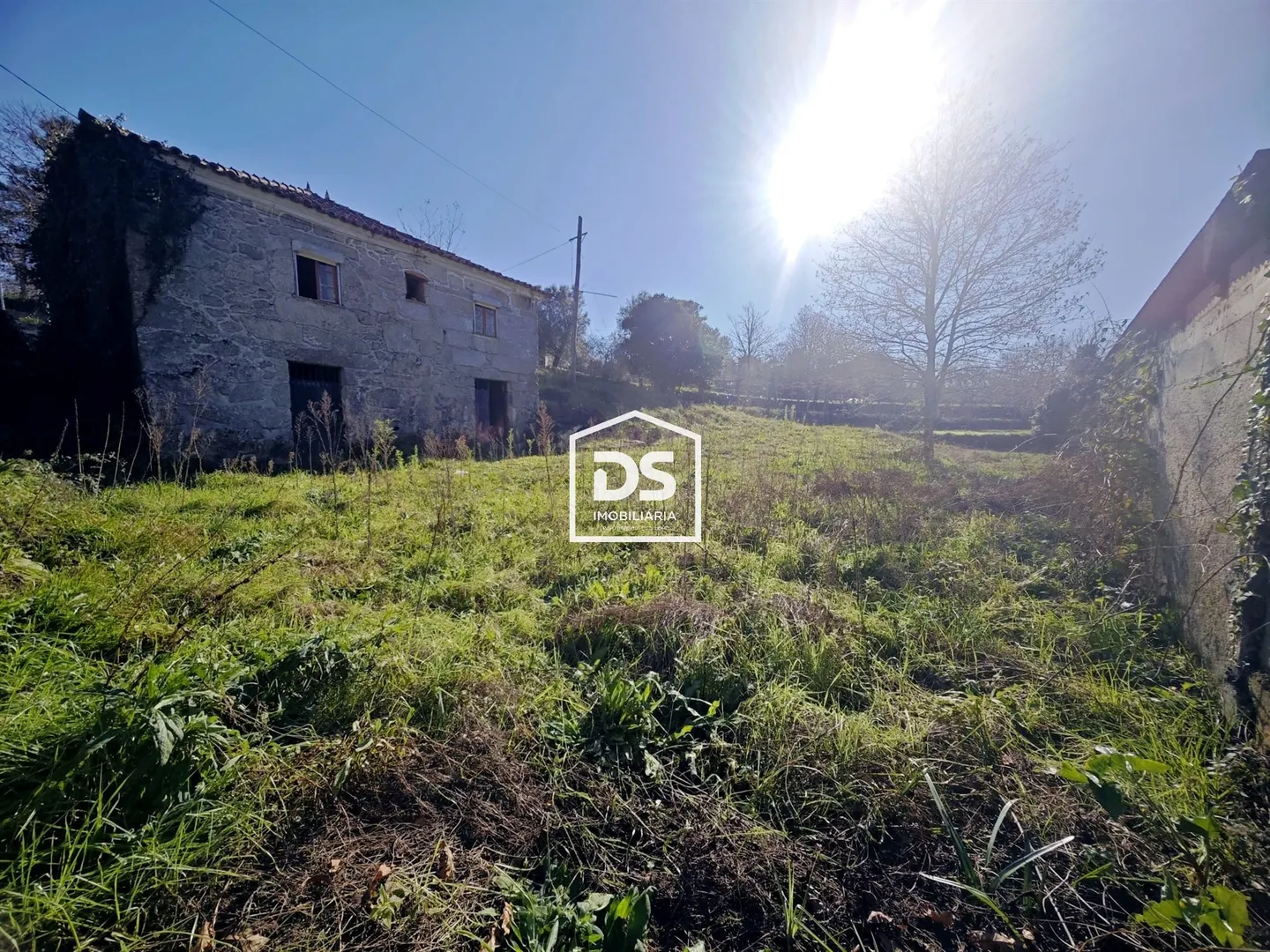 Detached house to restore T2