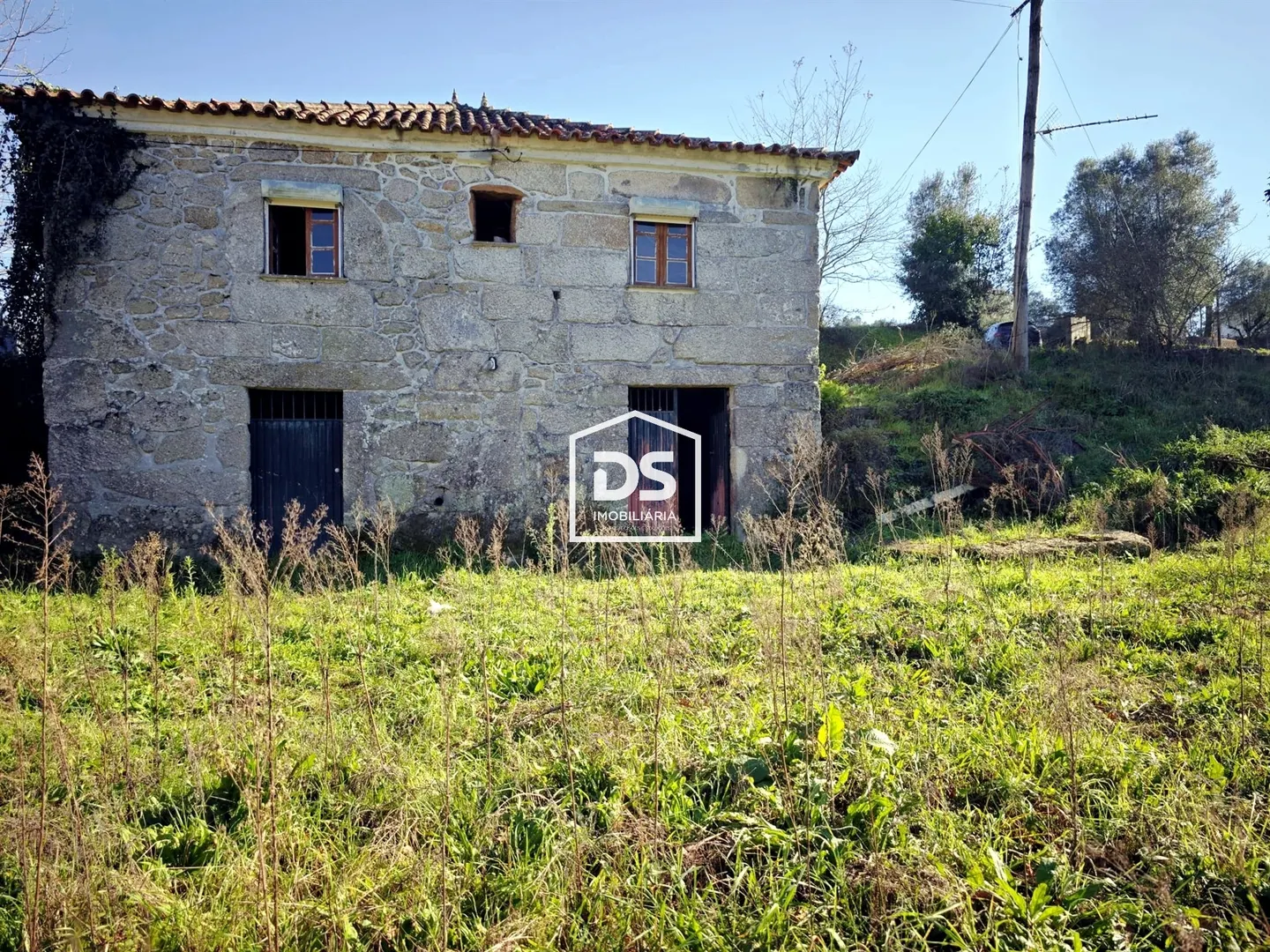 Detached house to restore T2