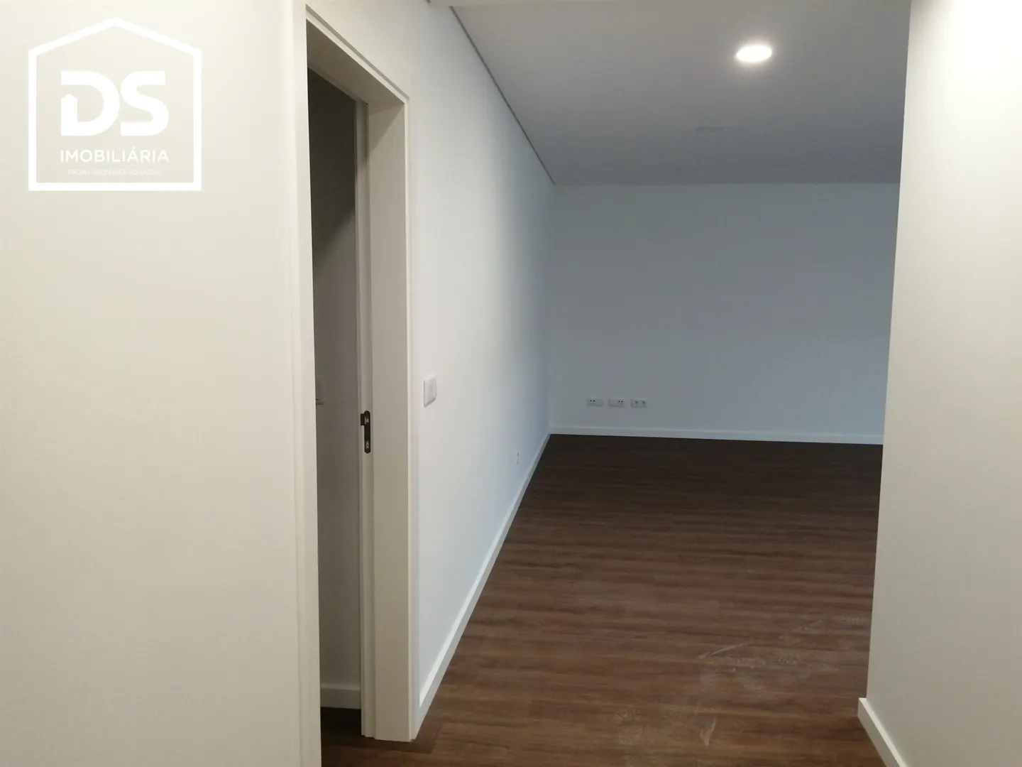 Flat T1 +1 DUPLEX