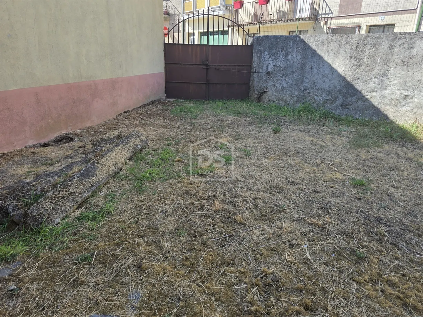 Moradia para Restaurar