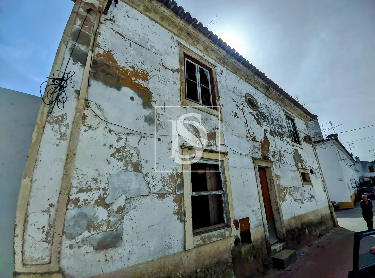 Moradia para Restaurar T4