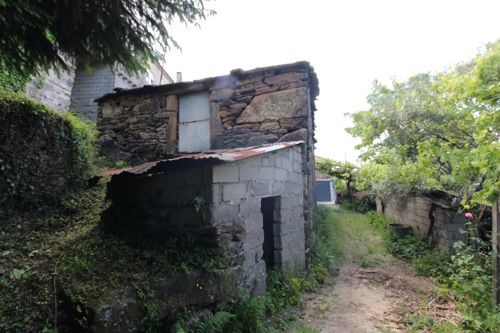 Moradia para Restaurar T2