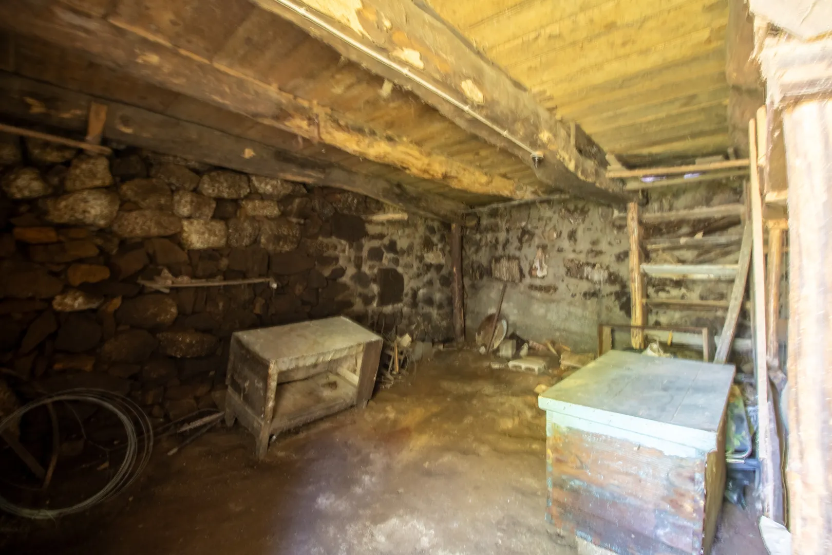 Moradia para Restaurar T2