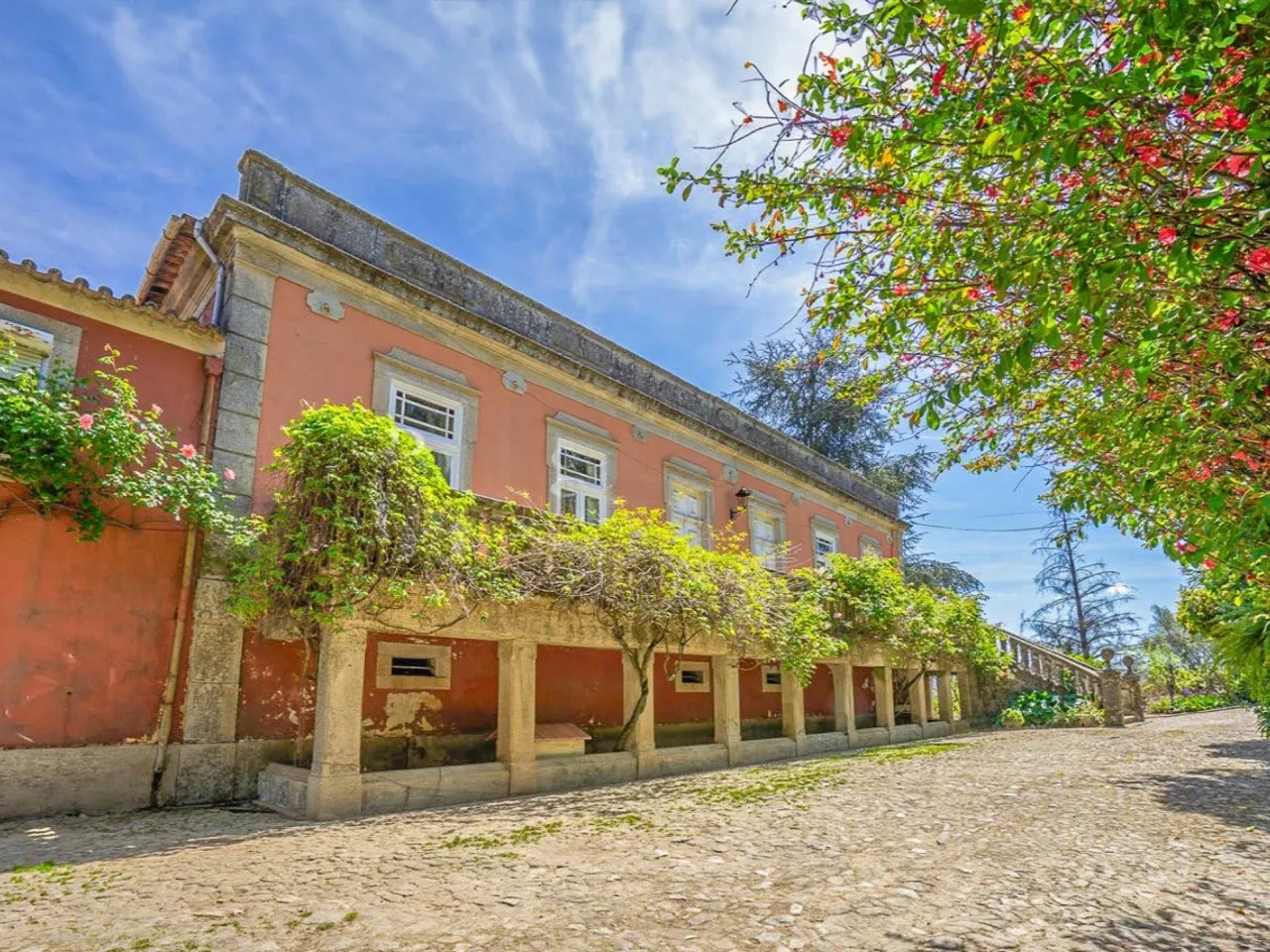 Magnifica Mansão > T10 - Vila Real/ Douro