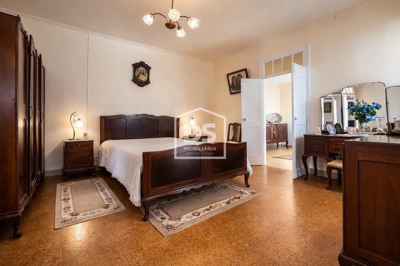 Apartment Floor Dwelling T5