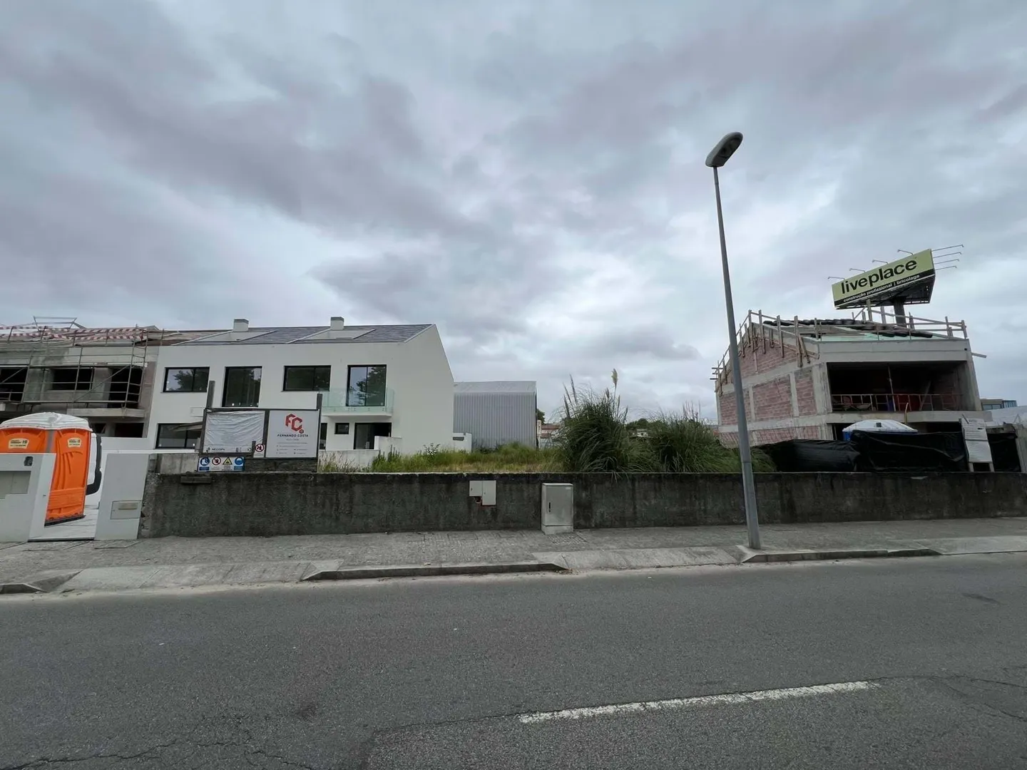 Lote de terreno urbano para construção c/ 259m2