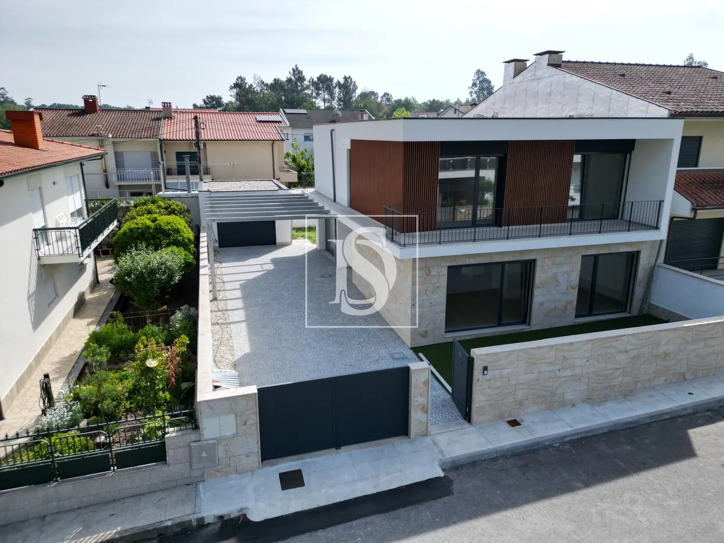 Moradia T4