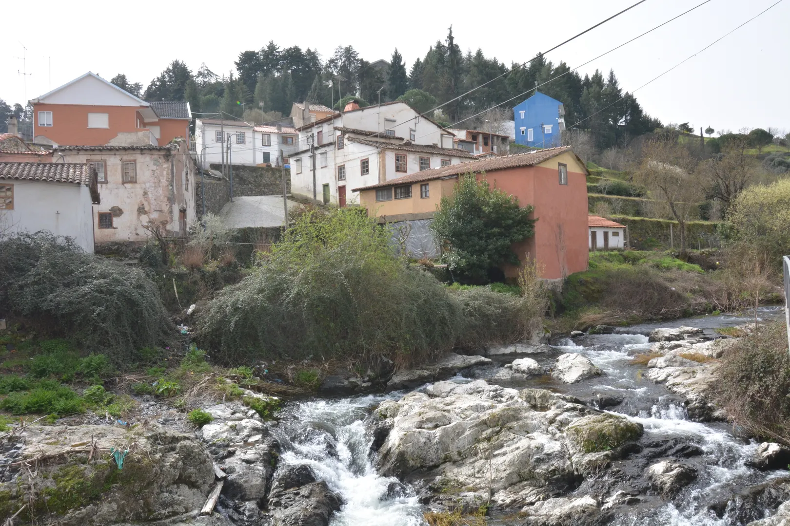 Moradia para Restaurar T2