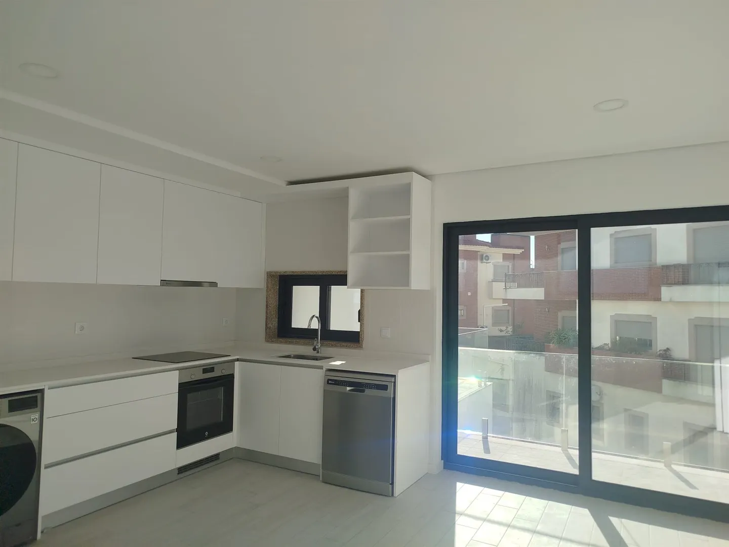 House T4