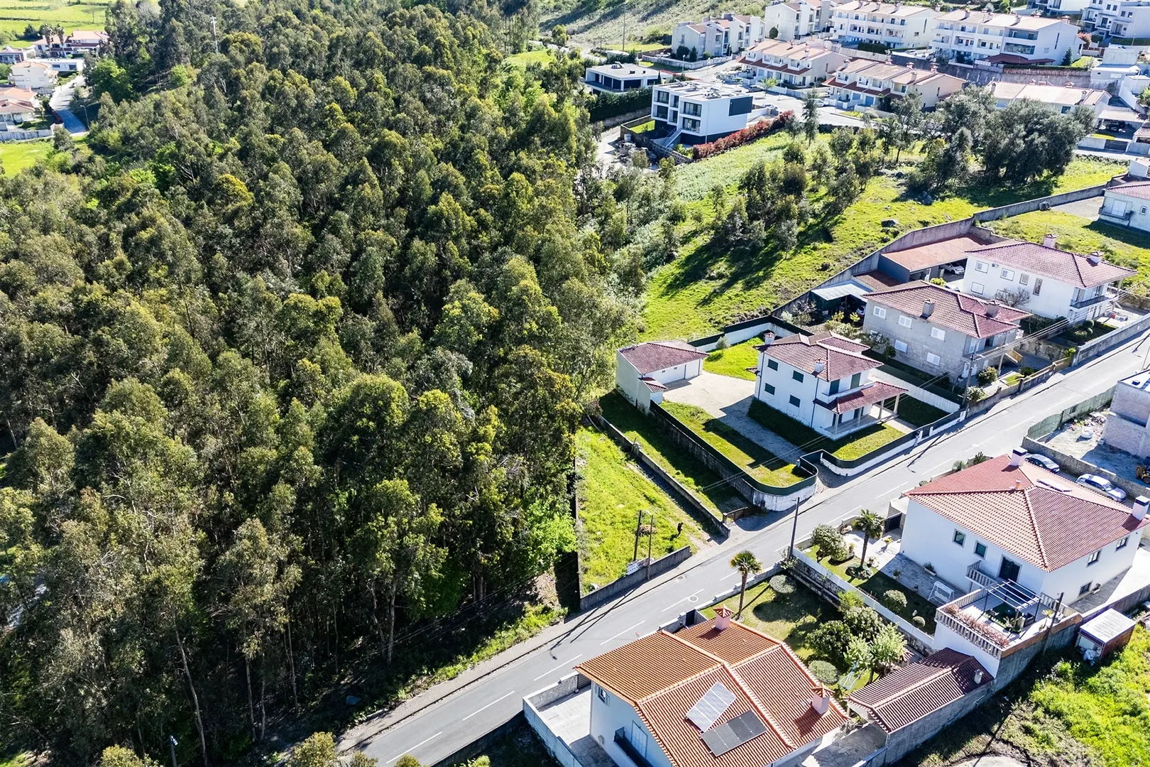 Lote com Projeto Aprovado para Construção de Moradia, em Mogege