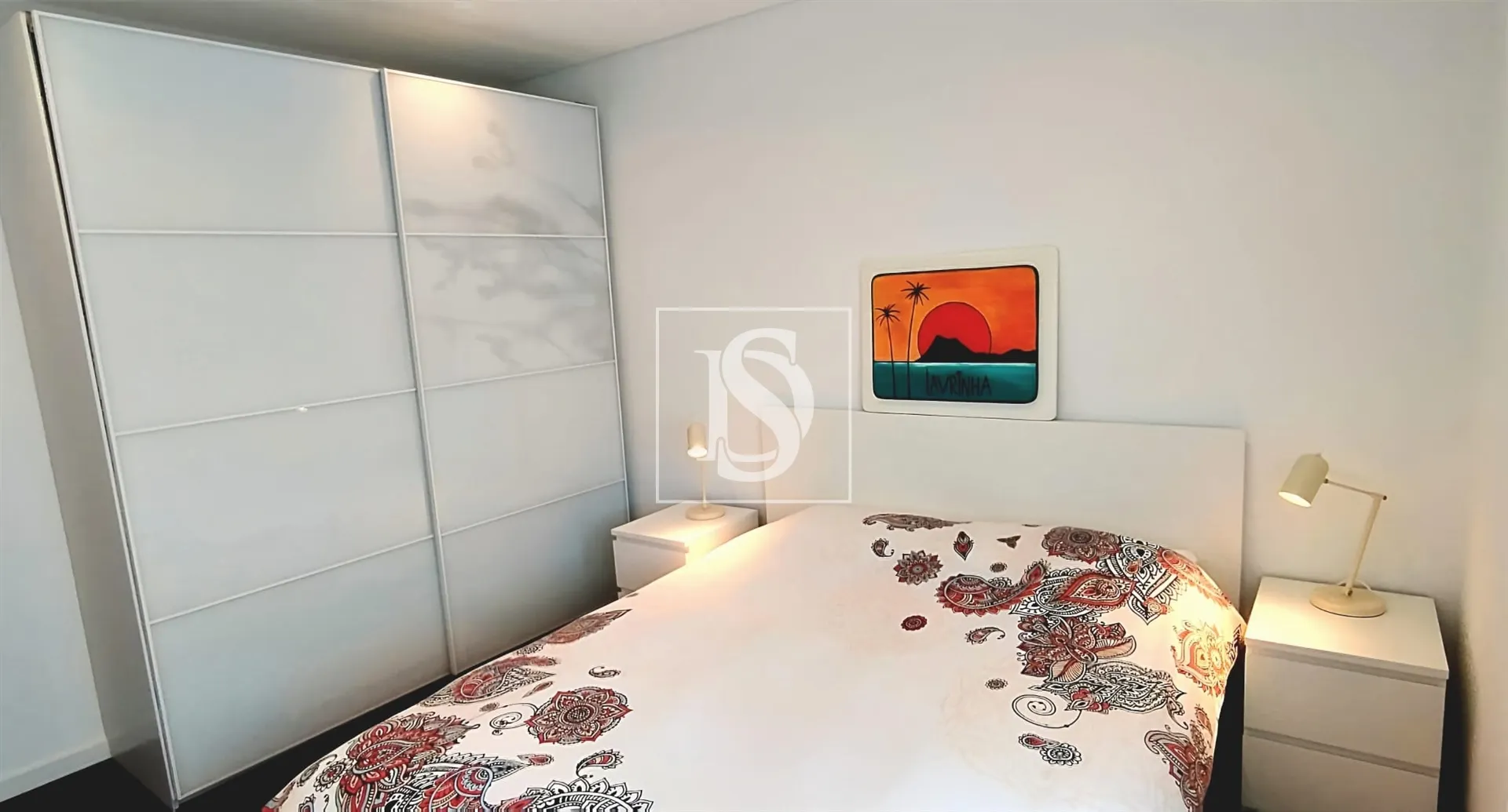 Andar Moradia, T2, Totalmente Renovado, junto à Praia