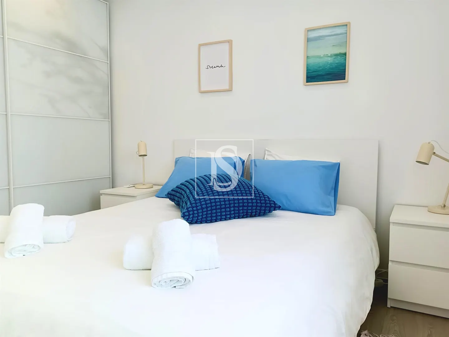 Andar Moradia, T4, Totalmente Renovado, junto à Praia, em Lavra