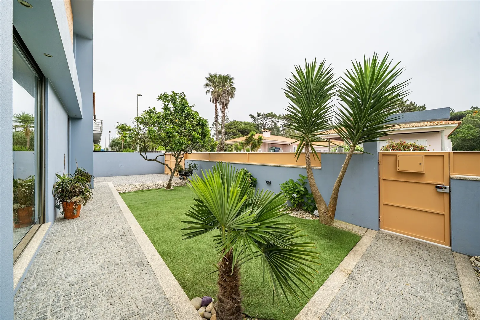 Moradia T4, Individual, em Fão, a escassos minutos da Praia