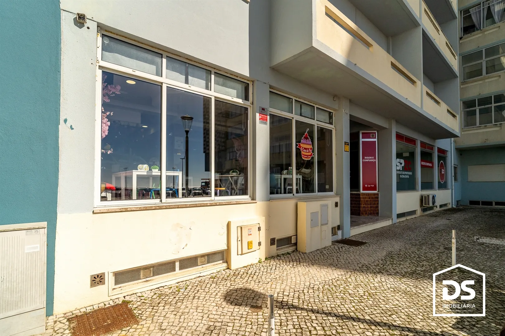 Trespasse de Pastelaria completamente equipada na Figueira da Foz