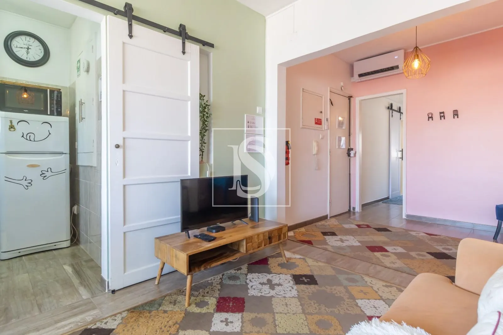 T1 Remodelado e Decorado e Equipado na Av. Defensores de Chaves, Lisboa