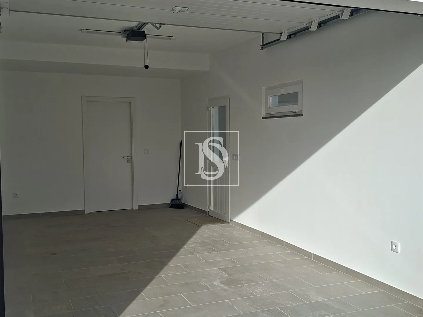 Moradia T4 Nova com Vista Mar na Atalaia | Design Contemporâneo | A 2 Minutos da Lourinhã