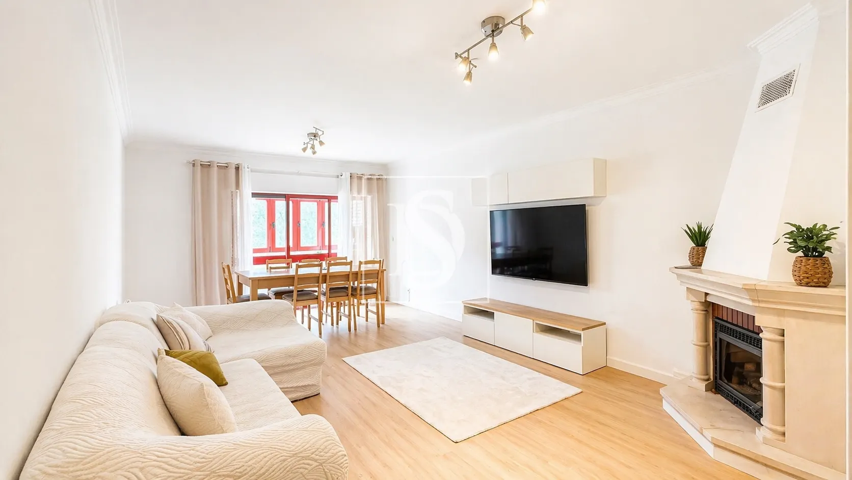 T3 com Suite, Varandas Fechadas e Arrecadação – Póvoa de Santa Iria