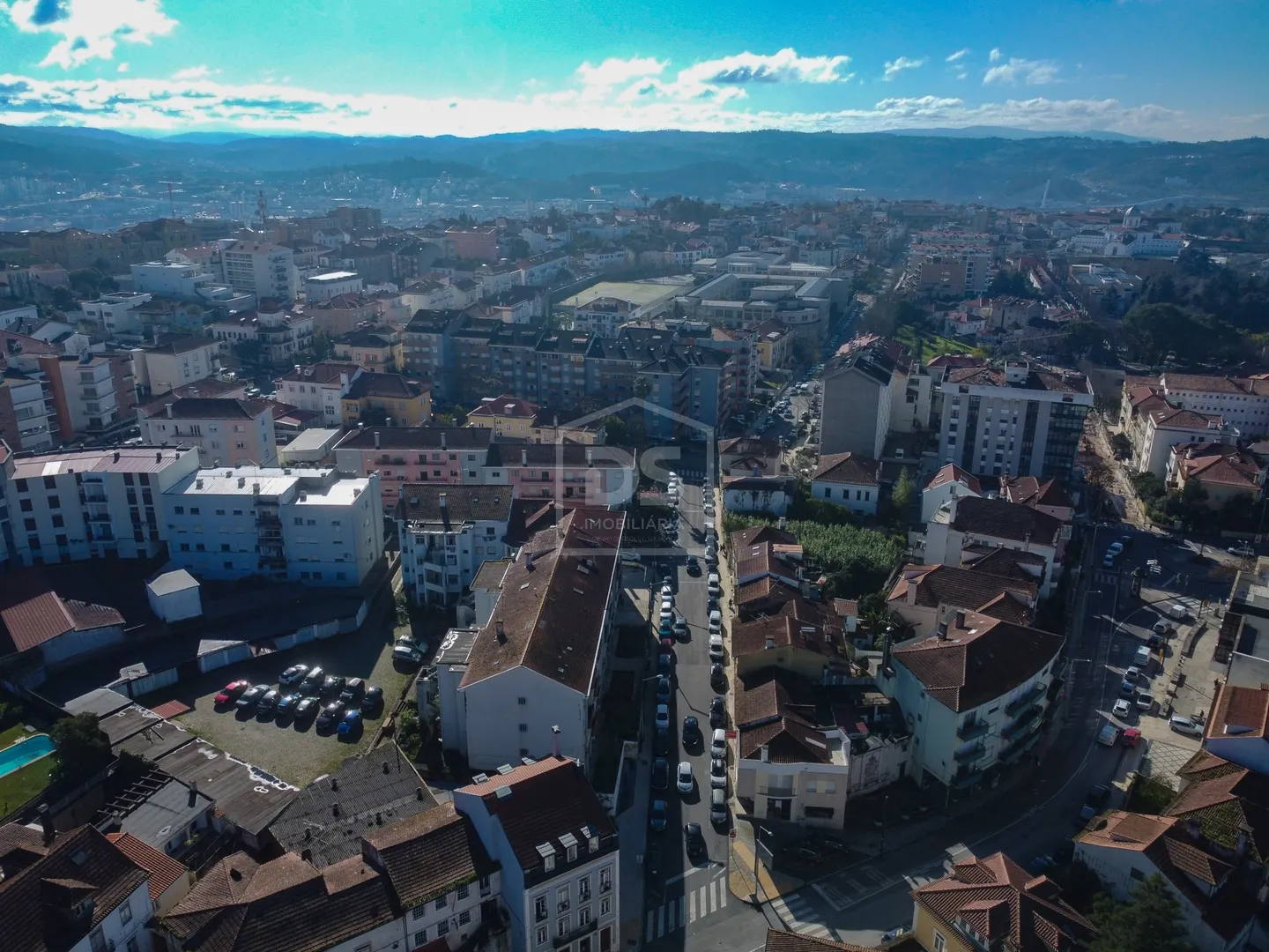 OPORTUNIDADE ÚNICA – DOIS PRÉDIOS COMERCIAIS E HABITACIONAIS  EM CELAS - COIMBRA