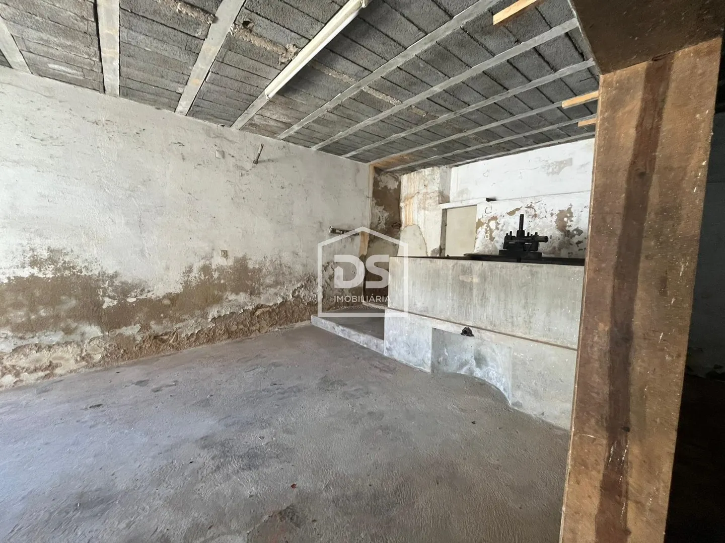 Moradia para Restaurar T0