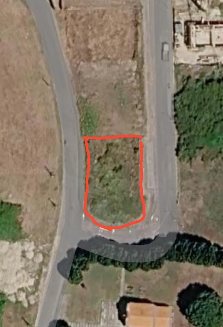 Lote de Terreno T3