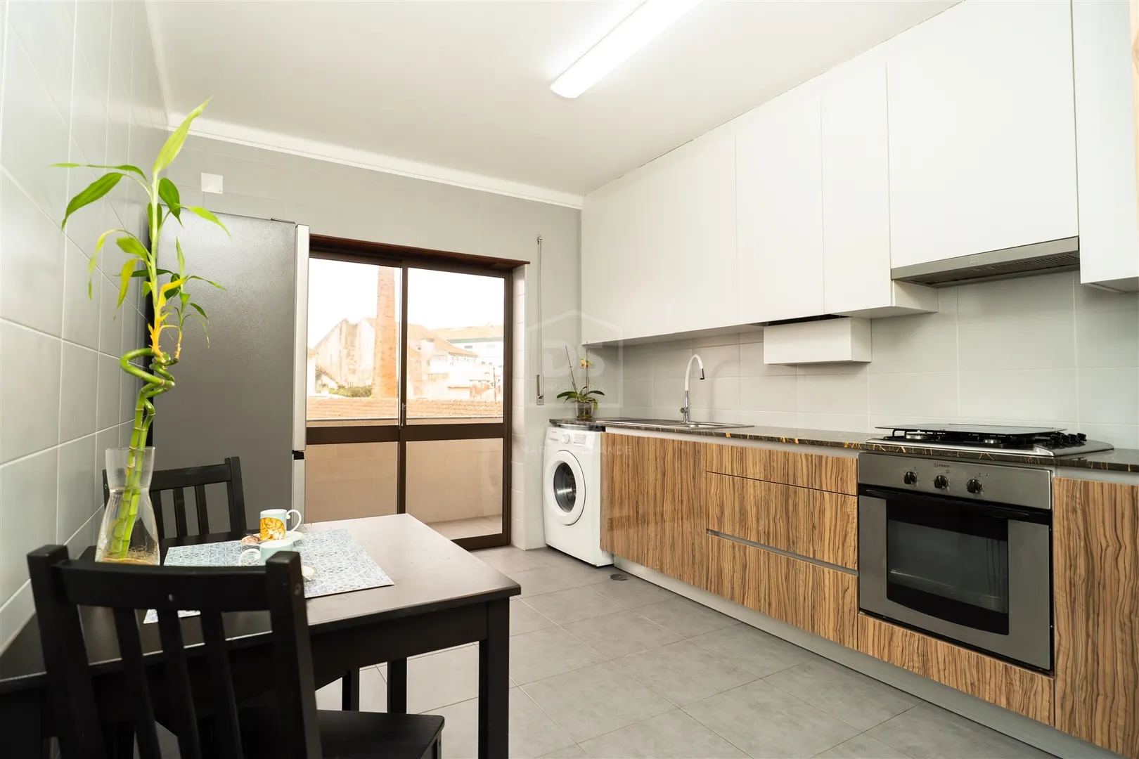 T3 renovado com garagem no centro da Marinha Grande