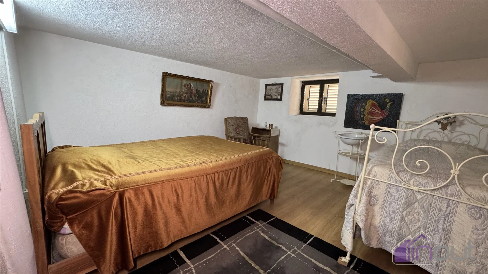 img_42