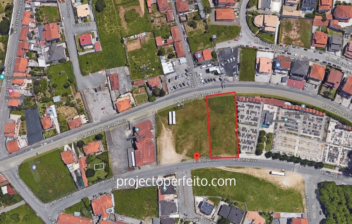 Land for sale in Santa Maria da Feira, Portugal — €250,000