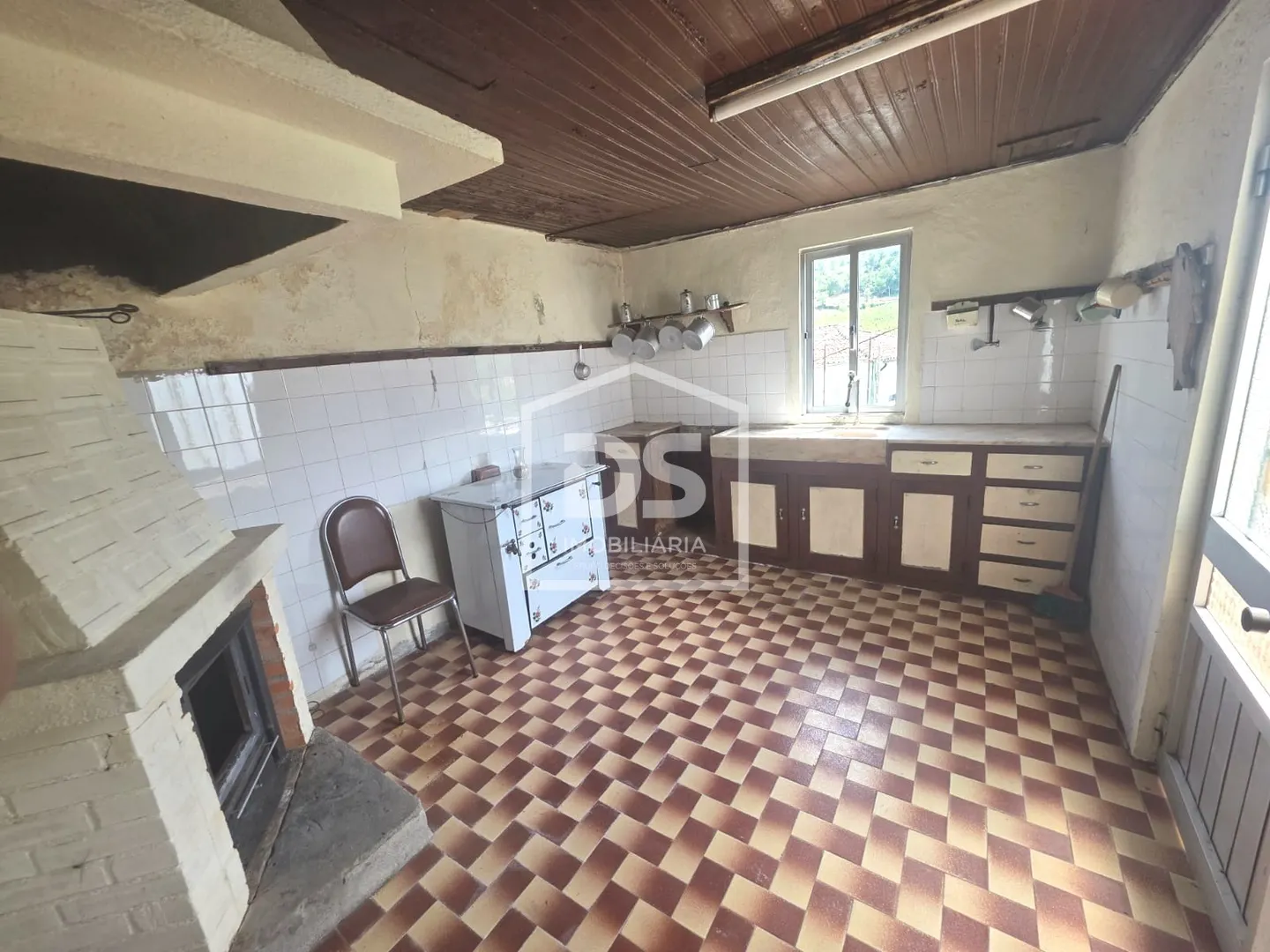 Detached house to restore T3