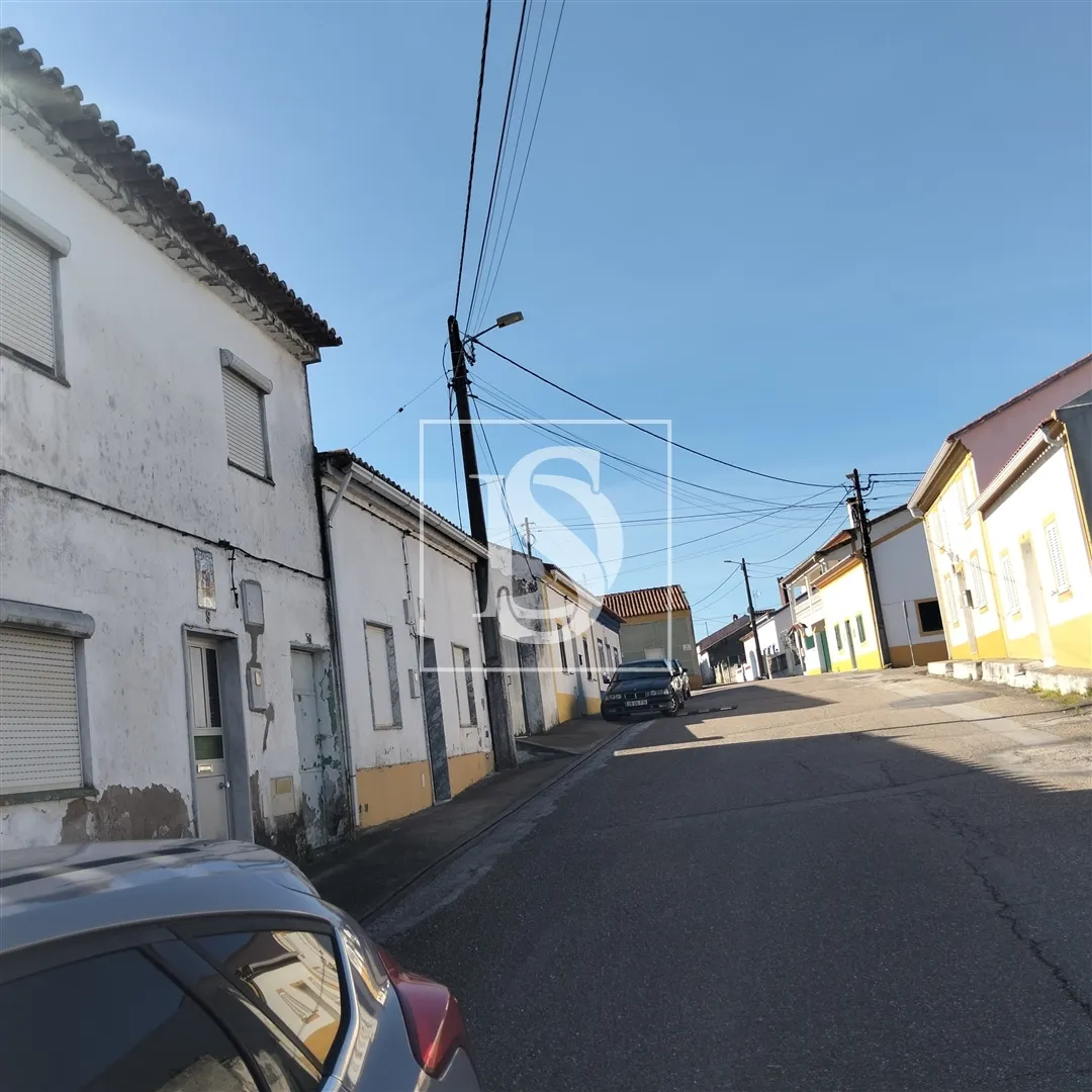 Moradia T3 pronta a habitar em Vale de Feiteira, Comenda