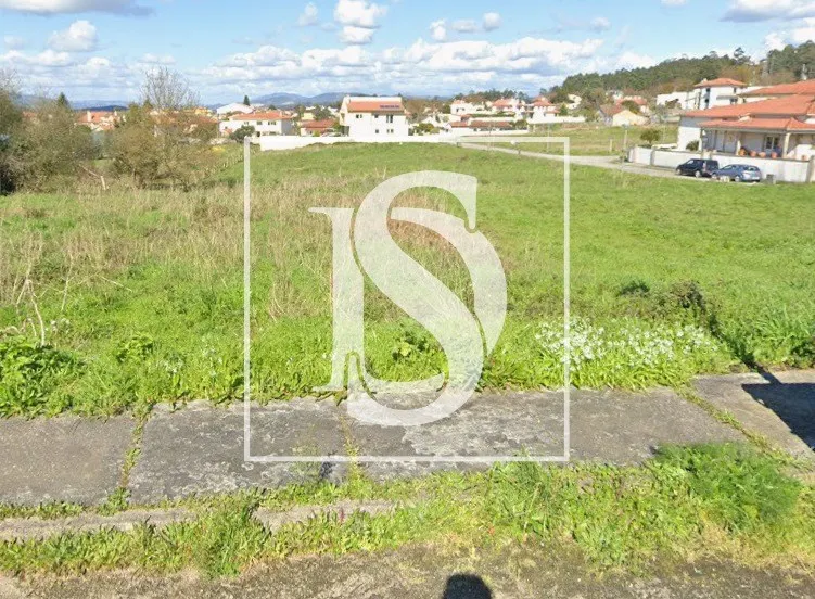 Lote de Terreno para Construção em Valença – Mais de 600 m²