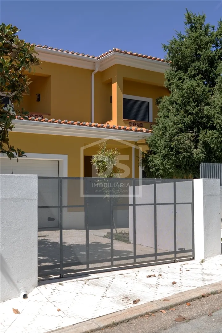 Moradia Isolada T5