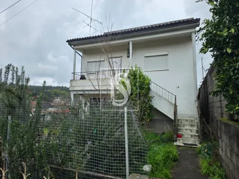 Moradia T3 em Nagosela, Santa Comba Dão