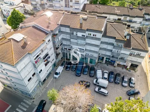 Apartamento T3 para Venda – Localização Privilegiada em Torres Novas