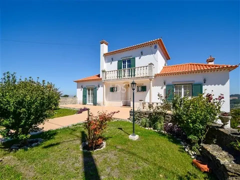 Moradia Isolada T5