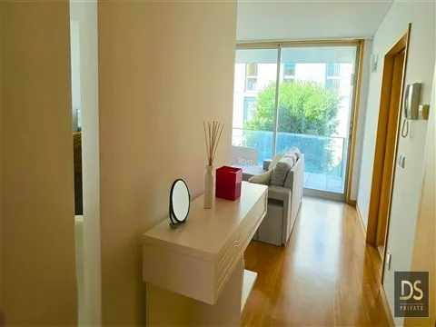 Apartamento T1 em condomínio fechado com piscina | Azurara, Vila do Conde