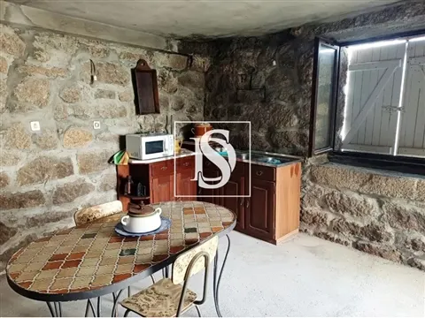 Moradia Geminada T1