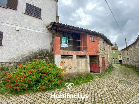 Moradia para Restaurar T2