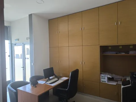 Oportunidade Única: Loja / Escritório com 115m² no Entroncamento