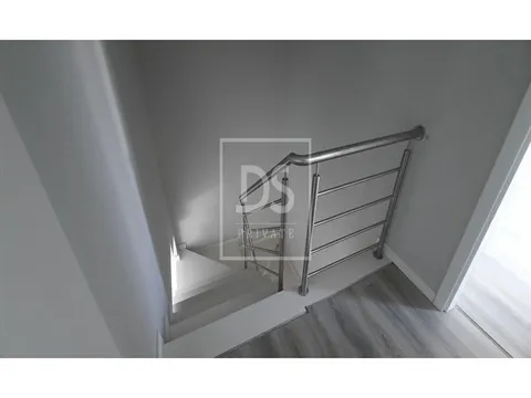 House T4