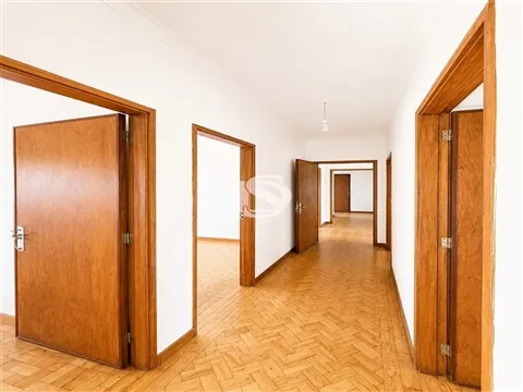Apartamento T4
