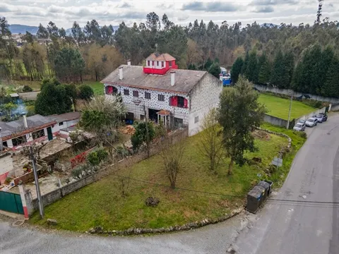 Terreno p/ construção c/ 608 m², em Galegos (Santa Maria), Barcelos