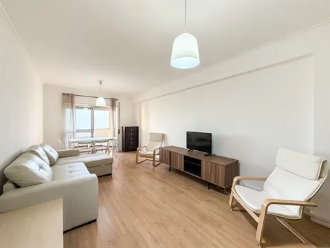 Flat T4