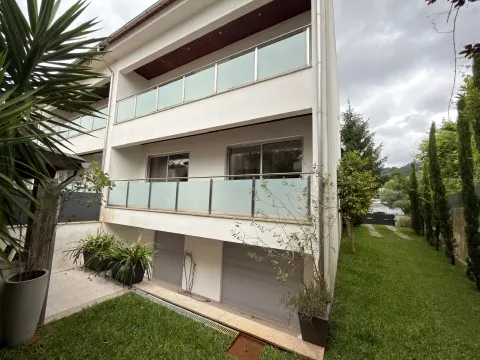 Moradia T4