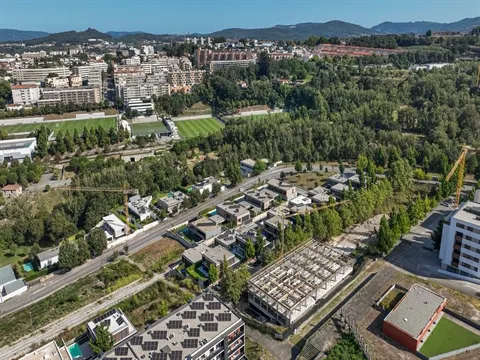 Moradia T4+1