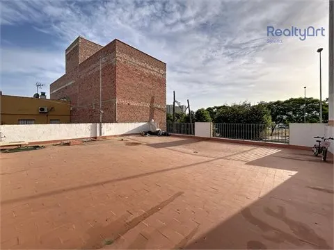 CHALET ADOSADO BELLAVISTA